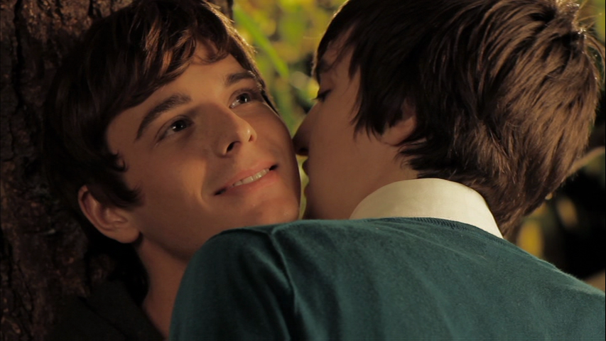Gay Kiss In Movies 113